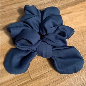 Knot scrunchies